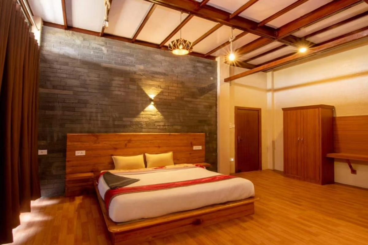 Deluxe Forest Facing Rooms